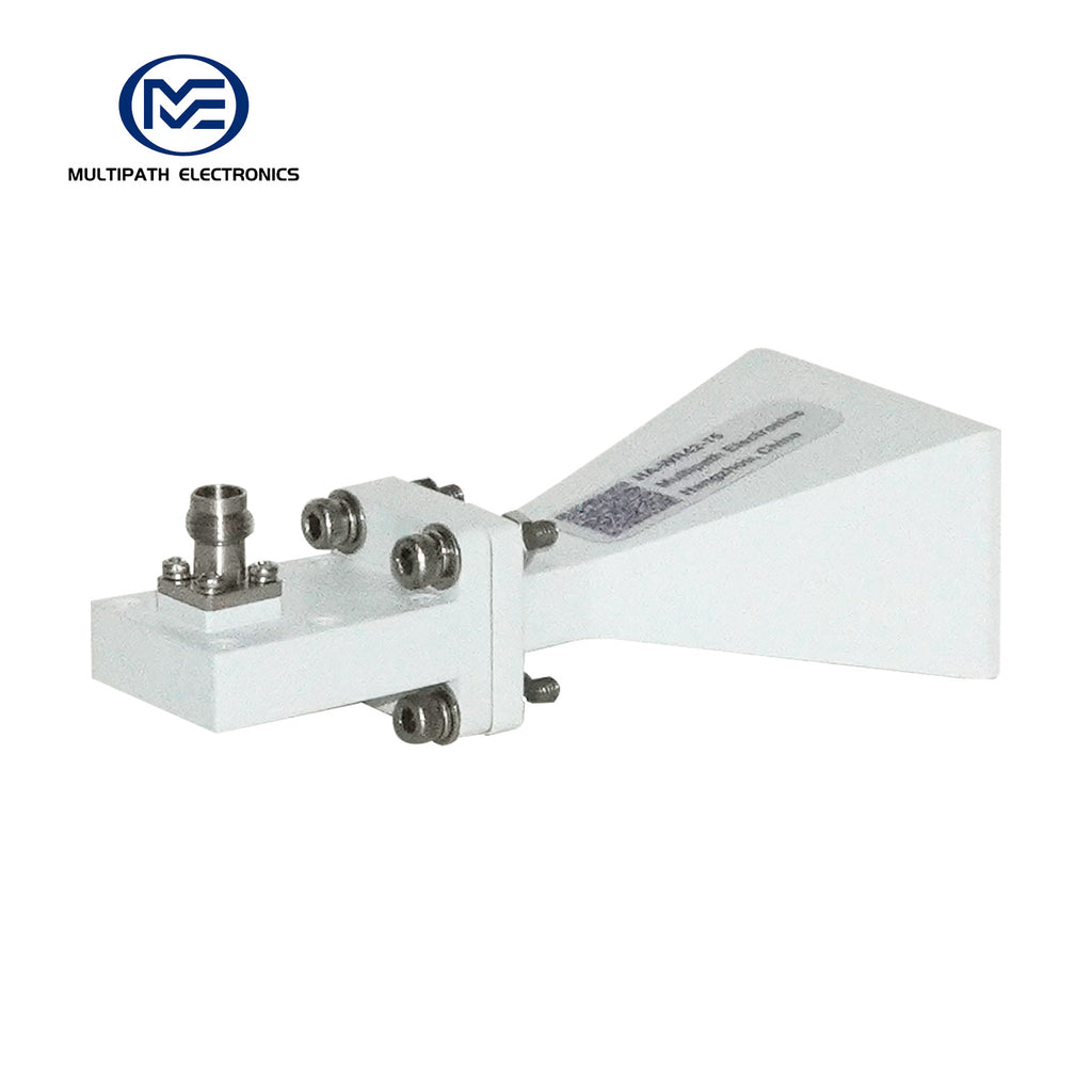 Antenne cornet à gain standard WR42 avec adaptateur guide d'ondes vers coaxial, 17,6-26,7 GHz, gain nominal 10-20 dBi, 2.4-F