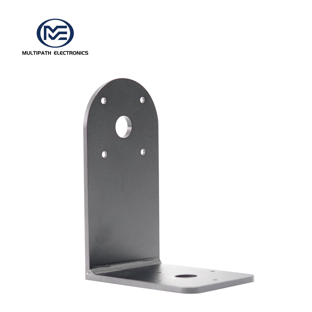 Broadband Horn Antenna, Single Polarized, 1 GHz to 18 GHz, 10 dBi, SMA Female